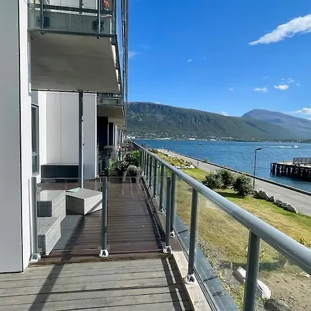 - Seaside -52sq -free Garage Park Tromso